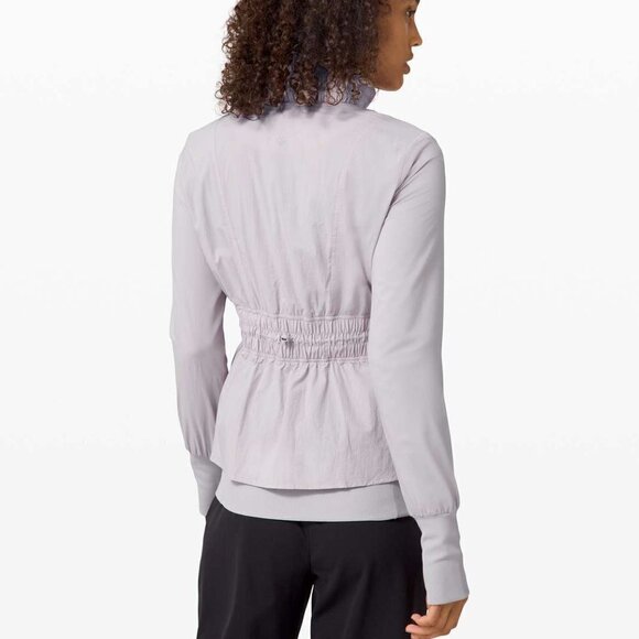 Lululemon Sights Seen Jacket-  Chrome 2020 - Picture 3 of 14